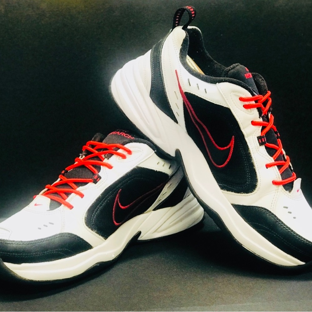 NIKE - Picture 5 of 13
